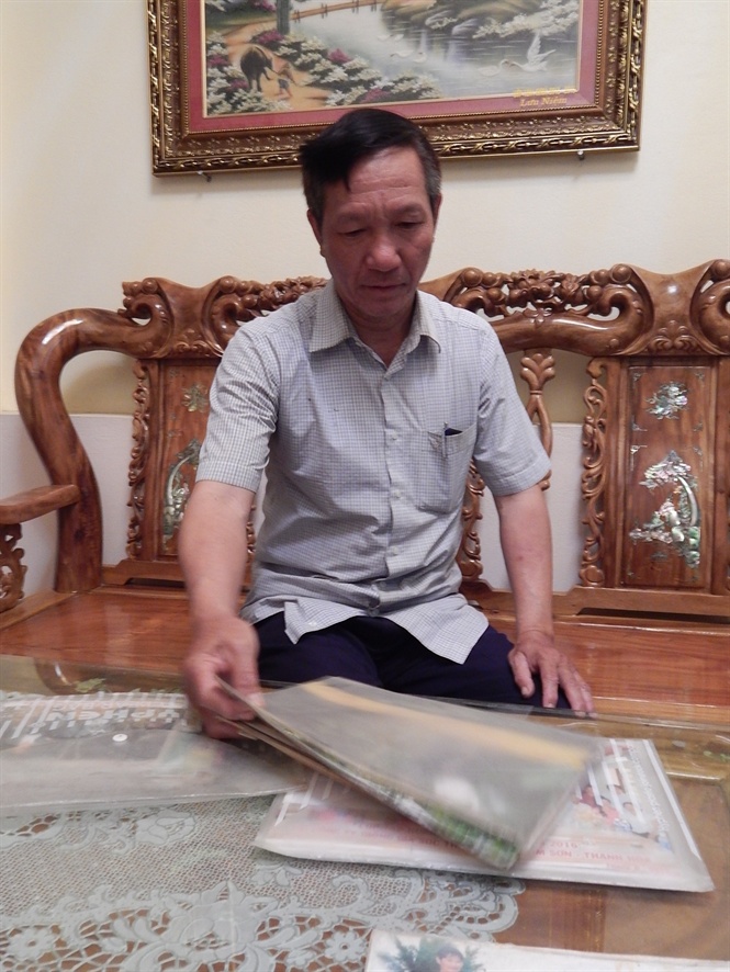 15-32-20_ong-h-gioi-thieu-giy-khen-duoc-nh-nuoc-tro-tng