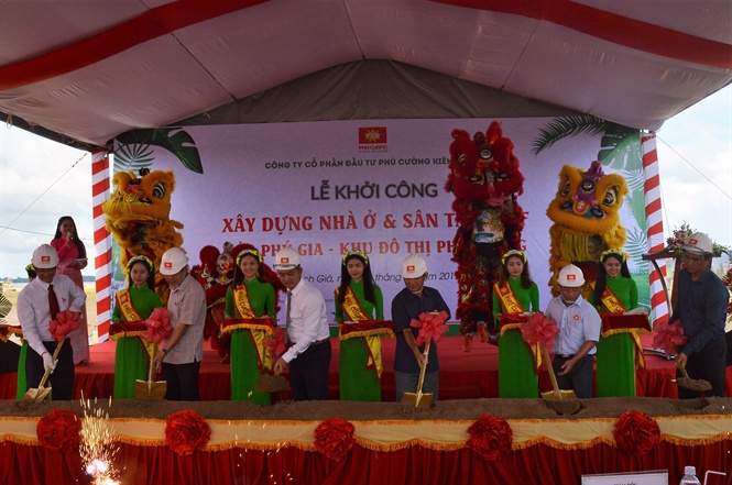 18-17-50_cty_phu_cuong_kien_ging_khoi_cong_xy_dung_cc_cong_trinh_tren_do_phu_gi_tri_gi_115_ty_dong_2