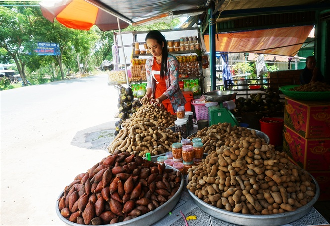 17-53-44_10_-_v_tri_cy_vung_bien_o_huyen_tri_ton_n_ging_do_ve_bn_cho_khch_thm_qun_mu_nuoc_noi 17-53-44_10_-_v_tri_cy_vung_bien_o_huyen_tri_ton_n_ging_do_ve_bn_cho_khch_thm_qun_mu_nuoc_noi