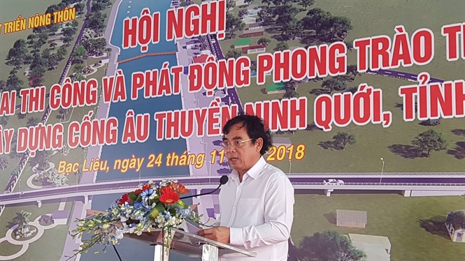 14-44-24_ong_duong_thnh_trung_chu_tich_ubnd_tinh_bc_lieu_pht_bieu_ti_le_khoi_cong