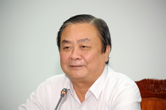 13-55-43_nh_1_ong_le_minh_hon_bi_thu_tinh_uy_dong_thp
