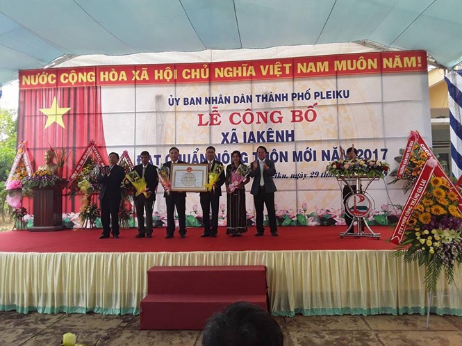 13-22-50_ubnd_x_i_kenh_don_chun_nong_thon_moi