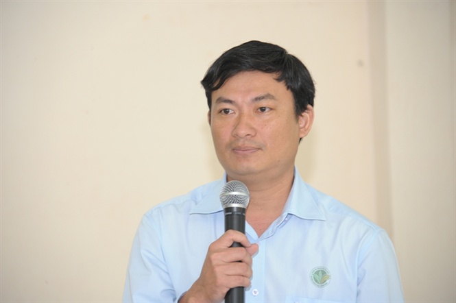 09-52-21_2_ong_vo_xun_tn_gim_doc_trung_tm_khuyen_nong_hu_ging