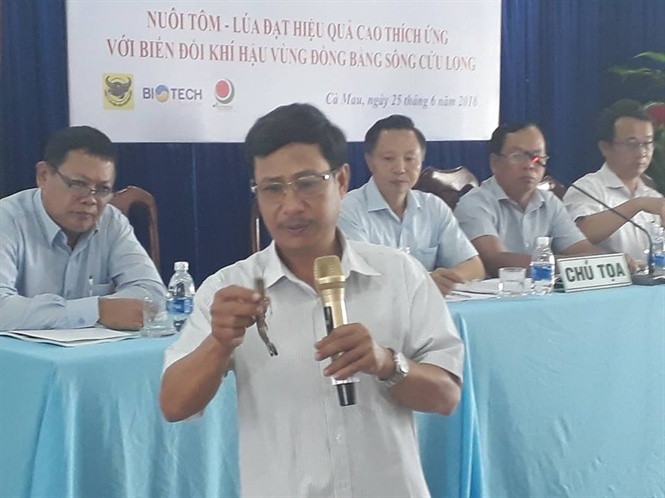 18-35-04_thc_si_nguyen_cong_thnh_pgd_trung_tm_tp_hun_v_chuyen_gio_cong_nghe_nong_nghiep_vung_dbscl_gii_dp_mm_benh_tren_tom_nuoi