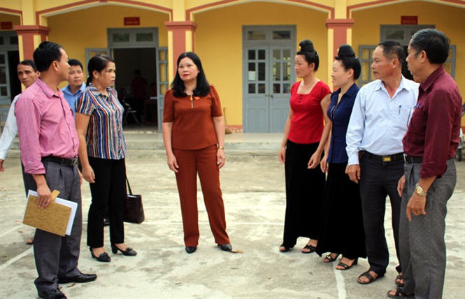 14-48-14_db_trn_thi_dung_tiep_xuc_cu_tri_x_thnh_yen_tinh_dien_bien_nh_phm_duong