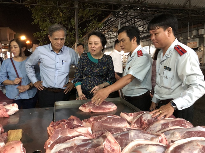 09-24-29_kiem_tr_quy_thit_ti_cho_hoc_mon