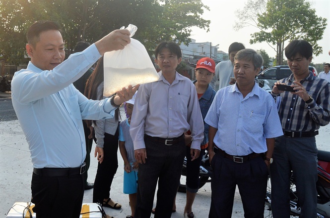 09-44-18_cc_ho_nong_dn_nuoi_tom_o_kien_ging_se_duoc_ho_tro_xet_nghiem_benh_tom_giong_mien_phi