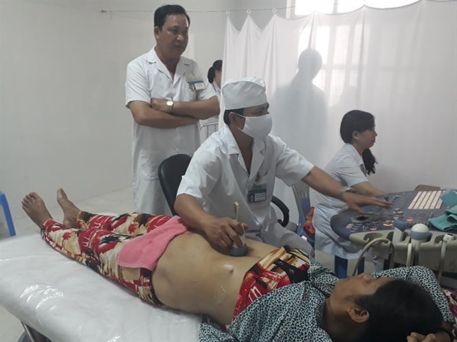 07-35-38_cong_tc_thm_khm_chn_don_dieu_tri_ti_bvdk_ci_nuoc_luon_duoc_don_vi_thuc_hien_rt_tot