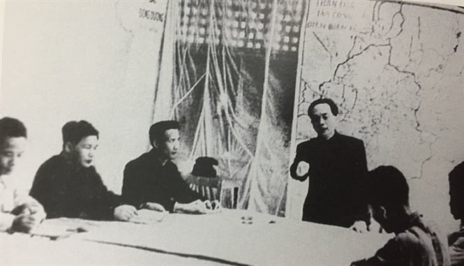 09-10-34_le_liem_-_dng_kim_ging_-_hvt_-_vng_1954