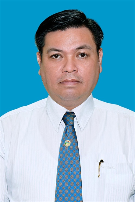 10-25-30_ong_kph_thuyen-_pho_chu_tich_ubnd_tinh_gi_li