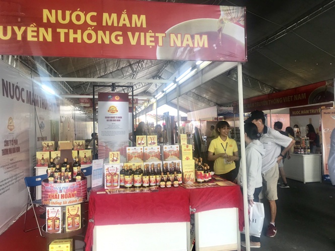 15-32-41_nuoc_mm