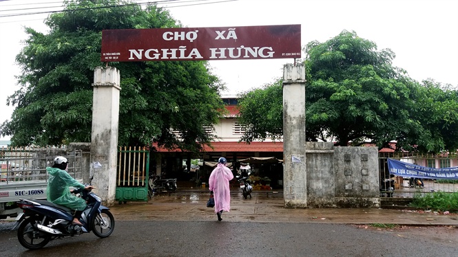 12-49-41_nh_cho_x_nghi_hung