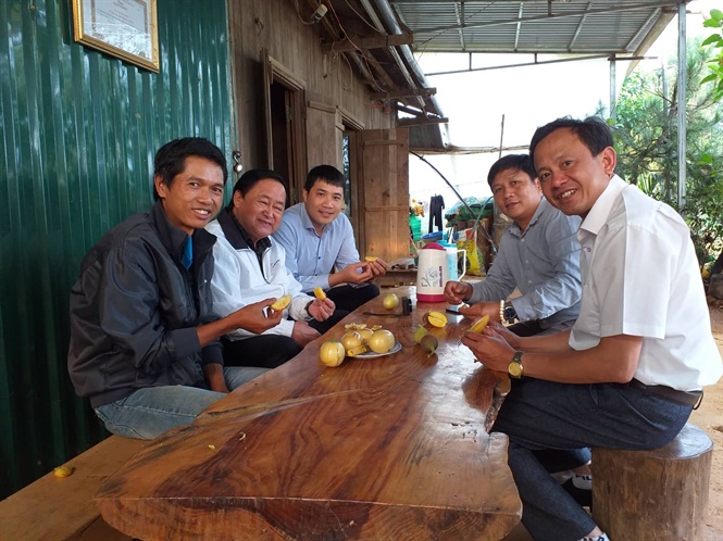 15-36-54_gio_su_nguyen_ln_hung_nh_tp_the-_dinh_frm