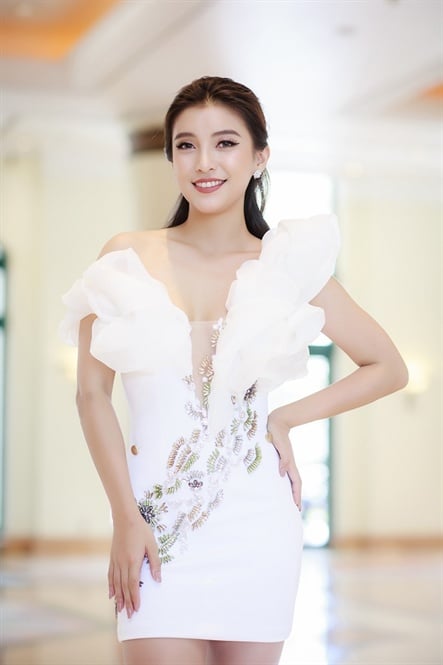 11-18-56_tieu_chu_nhu_quynh
