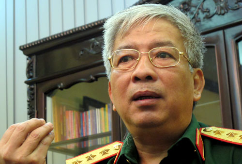 nguyen-chi-vinh-3-2230-1408103837.jpg