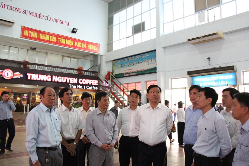 Công khai 57 nhà xe ngoan cố không giảm giá cước