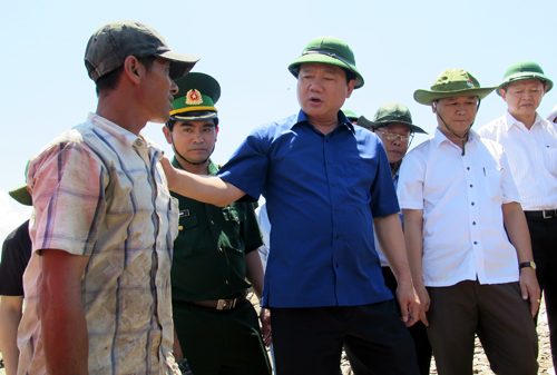 ong-dinh-la-thang-chi-dao-xay-truong-cap-3-o-xa-dao-duy-nhat-tp-hcm