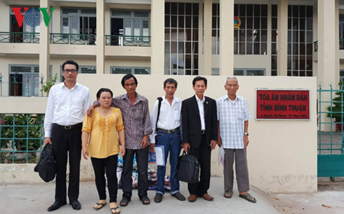 tòa án tỉnh bình thuận thương lượng với ông nén để bồi thường oan sai hình 1 toa an tinh binh thuan thuong luong voi ong nen de boi thuong oan sai hinh 1
