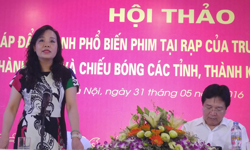 rap-nha-nuoc-khong-canh-tranh-noi-quan-ca-phe-chieu-phim