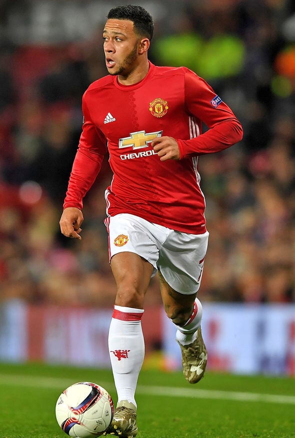   Tiền đạo Memphis Depay  