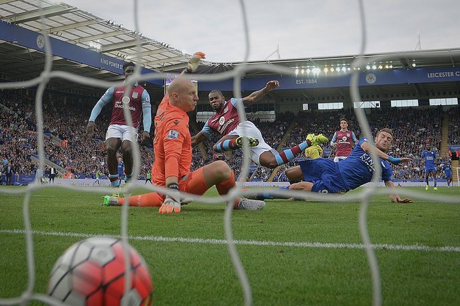 13 tháng Leicester từ đội bét bảng đến nhà vô địch cổ tích - ảnh thể thao