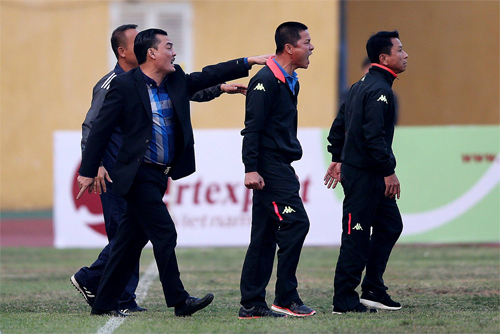 cuu-danh-thu-van-sy-son-linh-an-vi-vai-lay-trong-tai-1