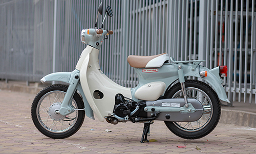 honda-little-cub-2017-gia-ngang-sh-tai-ha-noi