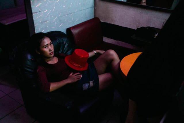 Một số khu đèn đỏ nổi tiếng tại thủ đô Bangkok có thể kể tới Soi Cowboy, Patpong hay Nana Plaza.