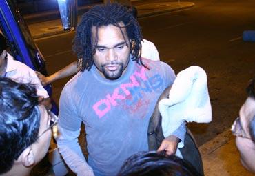 Karembeu phát biểu: 