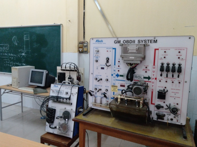 Mô hình thực tập giúp cho sinh viên nắm vững lý thuyết và khắc phục sự cố khi thực hành. Ảnh: HVNN.