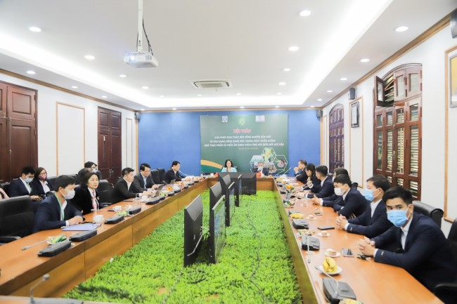 4-220849_891.jpg Quang cảnh buổi hội thảo. Ảnh: HVNN