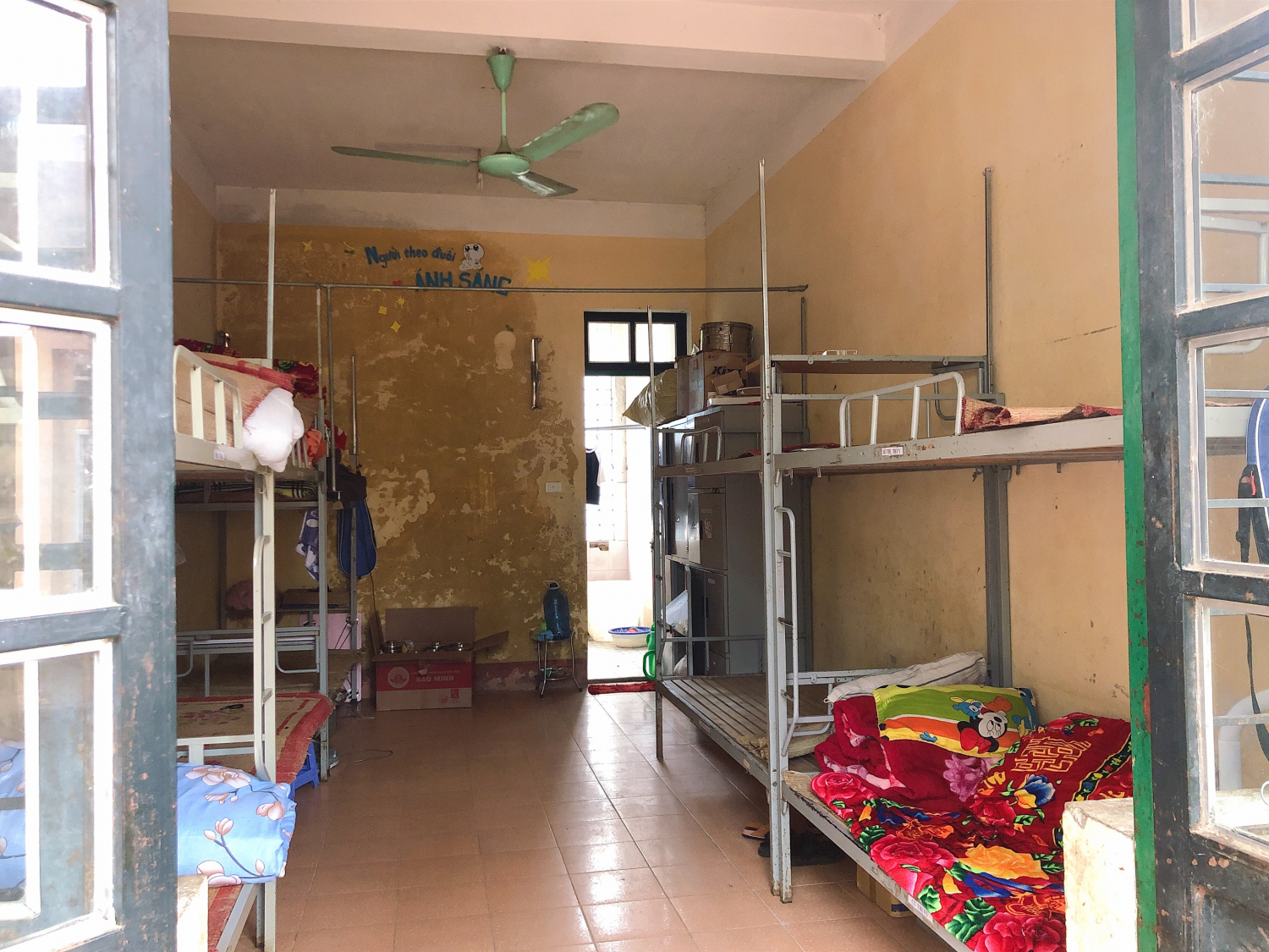 Nhà trường bố trí 2 phòng cách ly dự phòng sẽ xử dụng trong trường hợp cần thiết.