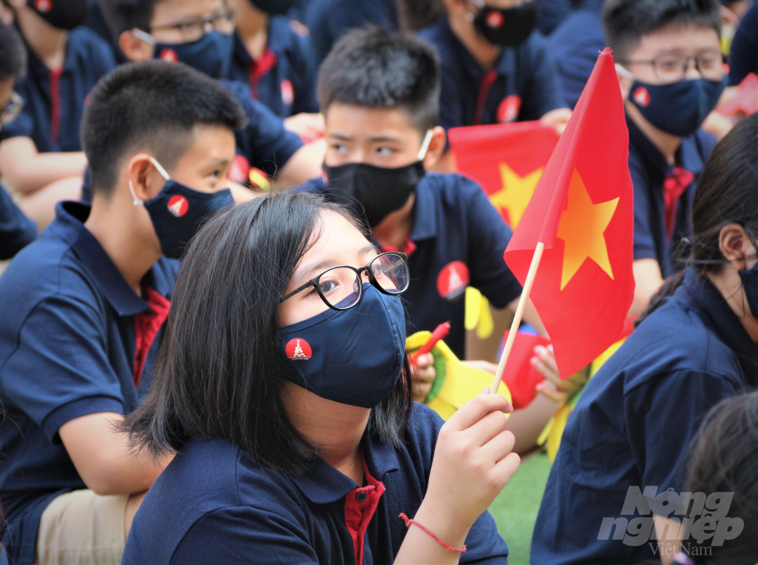 Năm học 2020 - 2021 sẽ là một năm học đặc biệt: Năm học phòng, chống dịch bệnh, bảo bệ sức khỏe cộng đồng. Ảnh: Phạm Hiếu.