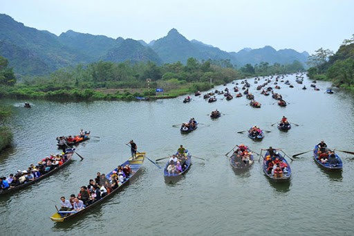 tienphong_chuahuong_ksda-183950_645.jpg Chùa Hương dự kiến được mở cửa trở lại vào ngày 13/3 tới đây.
