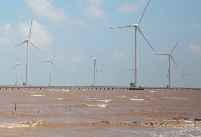 diengio_qt_1-162314_944.jpeg Việt Nam có tiềm năng điện gió ngoài khơi với công suất lên tới 160 GW. Ảnh: See.vn.