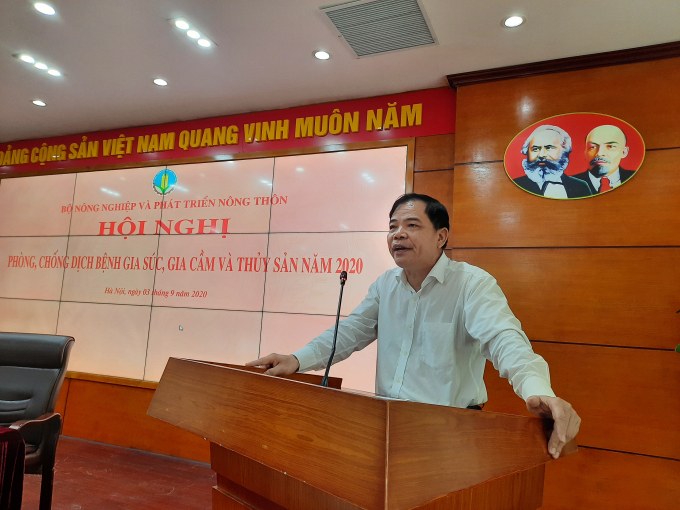 20200903_110505-142955_727.jpg Bộ trưởng Bộ NN-PTNT Nguyễn Xuân Cường phát biểu tại Hội nghị phòng, chống dịch bệnh trên gia súc, gia cầm và thủy sản sáng 3/9 tại Hà Nội. Ảnh: Nguyên Huân.