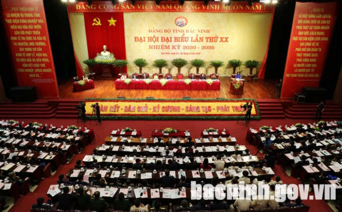 3-1-183504_754.jpg Đại hội Đảng bộ tỉnh Bắc Ninh lần thứ XX, nhiệm kỳ 2020 - 2025 khai mạc sáng 25/9 tại Trung tâm Văn hóa Kinh Bắc. Ảnh: Bacninh.gov.vn