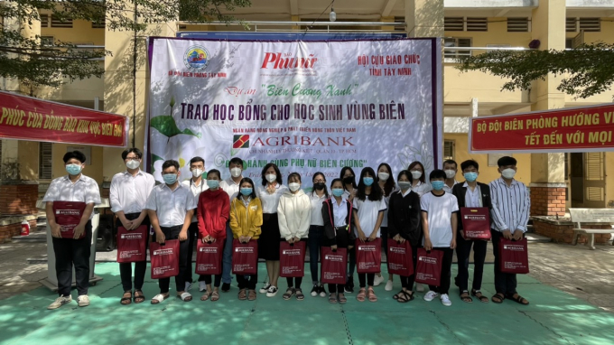 vung-bien-141719_302.jpg Lan tỏa tinh thần tương thân tương ái, văn hóa nghĩa tình của Agribank với cộng đồng