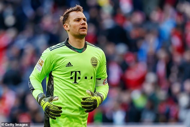 neuer-092037_298.jpg Neuer sẽ khoác áo Chelsea mùa tới? Ảnh: Getty Images.