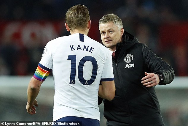 Solskjaer từ chối chiêu mộ Harry Kane. Ảnh: Dailymail.