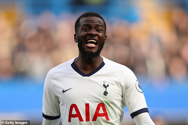 Ndombele đã là người thừa tại Tottenham. Ảnh: Dailymail.