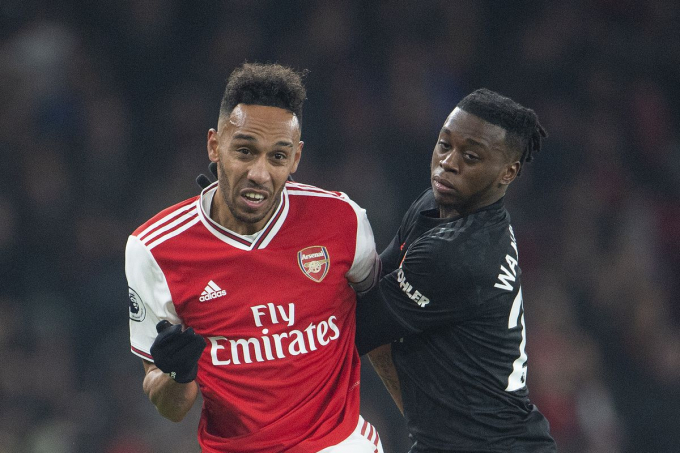 auba-073846_57.jpg Vắng Aubameyang là một thiếu sót của hàng thủ Arsenal. Ảnh: Dailymail.