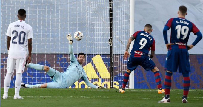 arsel-013234_391.jpg Real Madrid thua trận đáng thất vọng. Ảnh: AS.