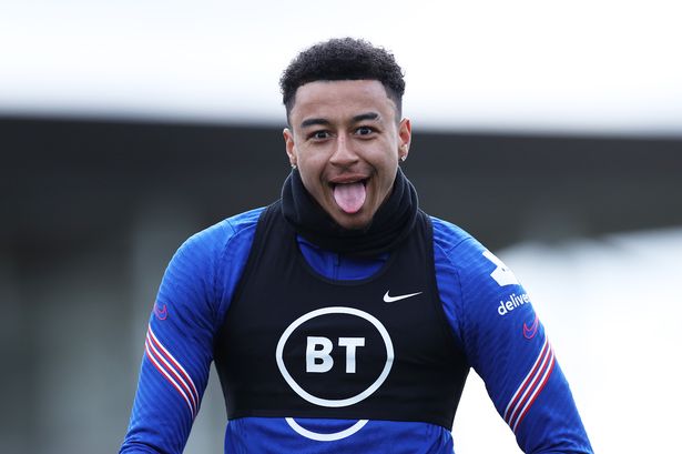 Jesse Lingard chưa muốn trở lại Man United. Ảnh: Mirror.