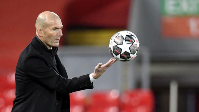 n-151830_107.jpg Zinedine Zidane nhiều khả năng trở lại Juventus. Ảnh: Tuttasport.