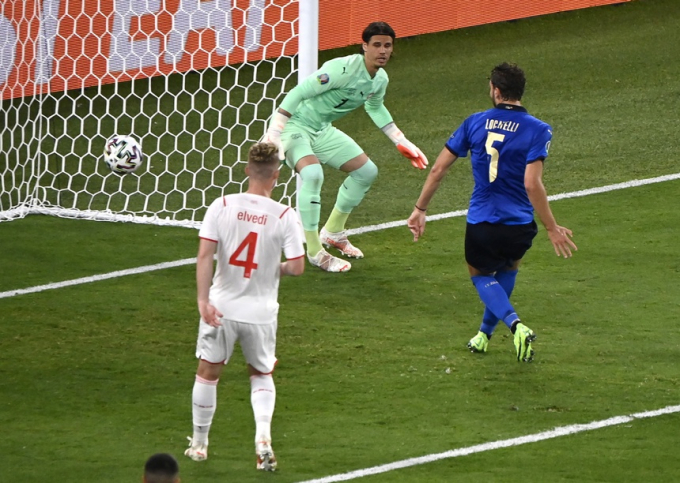 b4-040634_523.jpg Locatelli lập cú đúp ở trận đấu vợi Thụy Sĩ. Ảnh: Getty.