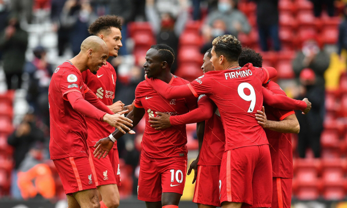 Tham vọng của Liverpool đang bị đặt dấu hỏi lớn. Ảnh: Express.