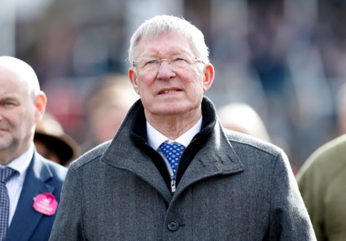 Sir Alex góp tiếng nói trong việc giữ lại Ole Gunnar Solskjaer. 