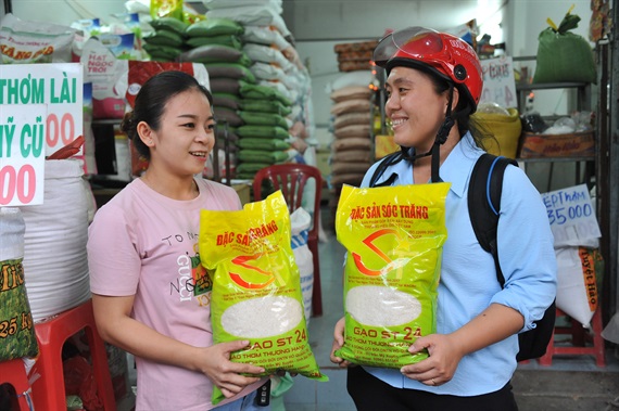 st25-g-233001_841.jpg Nhu cầu các loại gạo chất lượng cao tăng mạnh dịp Tết. Ảnh: TL.