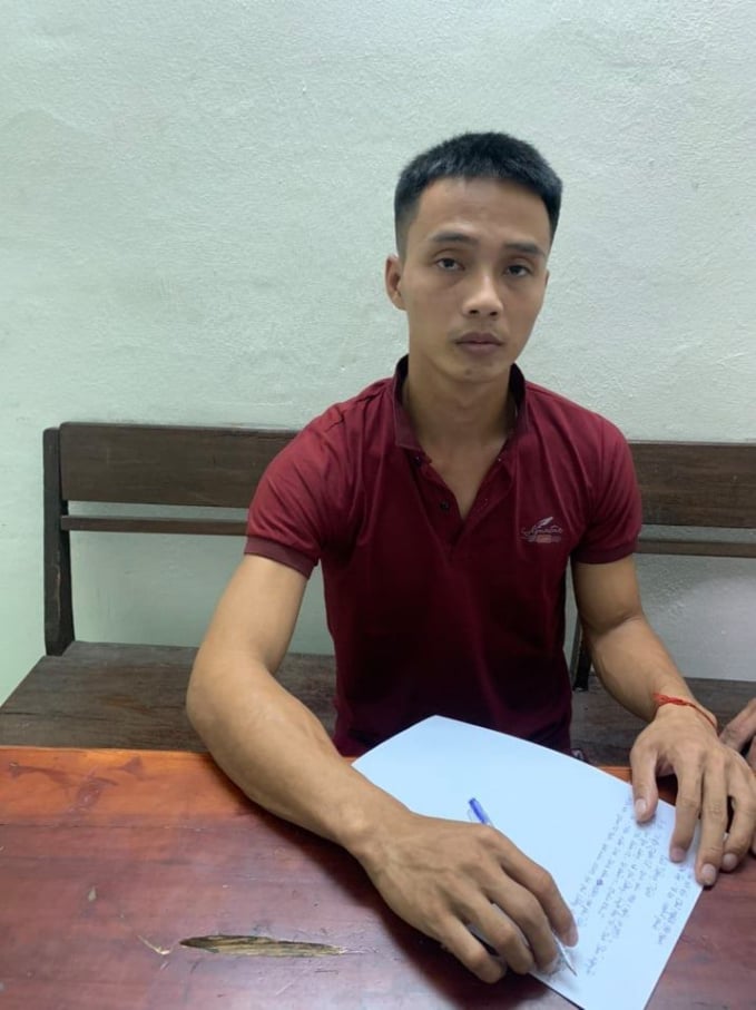 103730637_254333792539282_3640484684280330042_n-222641_66.jpg Đối tượng Triệu Quân Sự tại cơ quan Công an TP. Tam Kỳ (Quảng Nam). Ảnh: L.K.